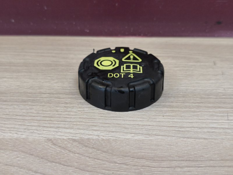 Крышка бачка тормозной жидкости