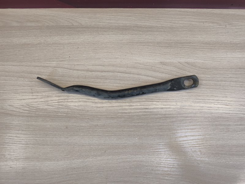 Кронштейн подрамника