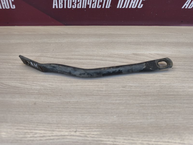 Кронштейн подрамника