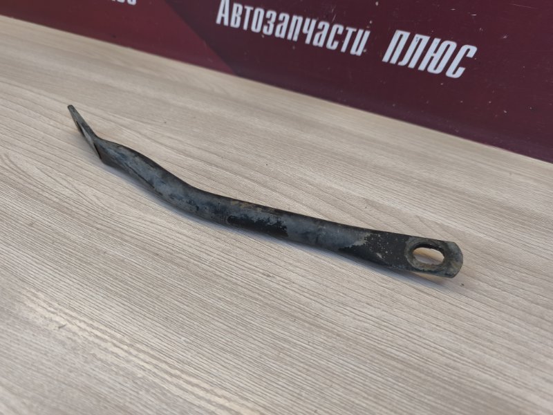 Кронштейн подрамника