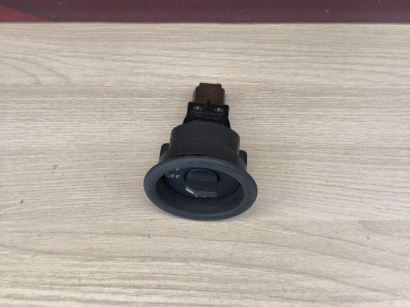 Выключатель подушки безопасности