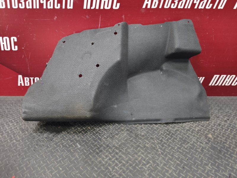 Обшивка багажника