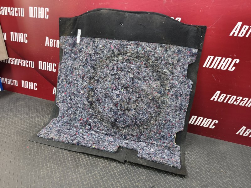 Обшивка пола багажника