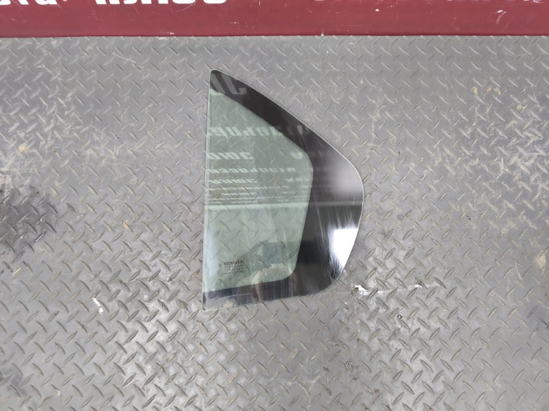 Форточка двери