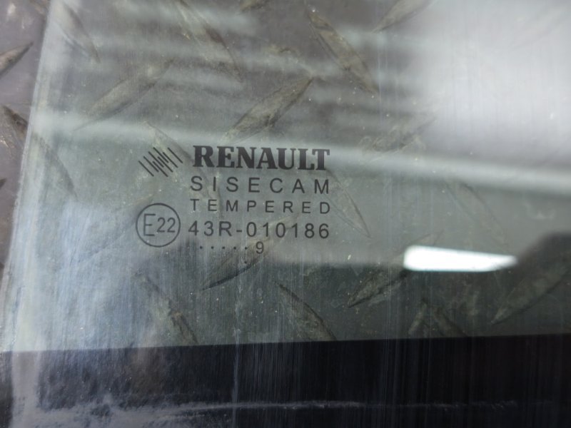 Форточка двери