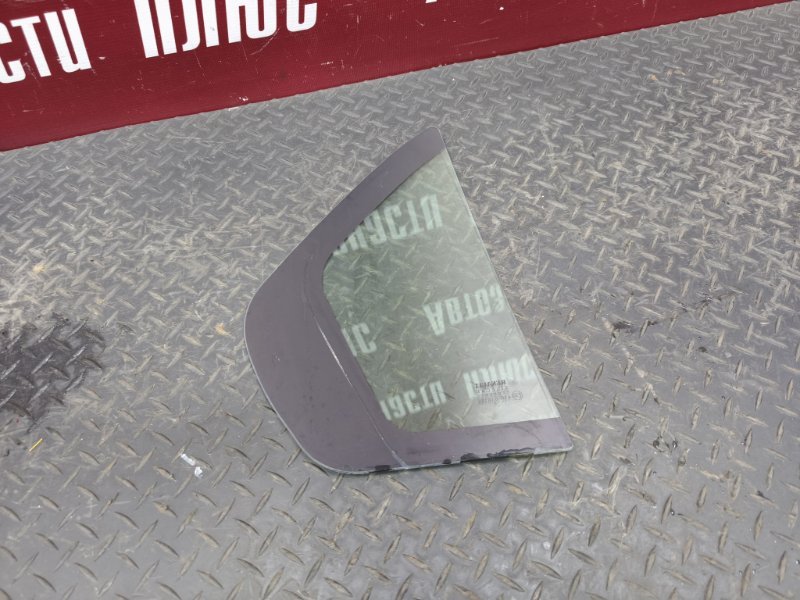 Форточка двери