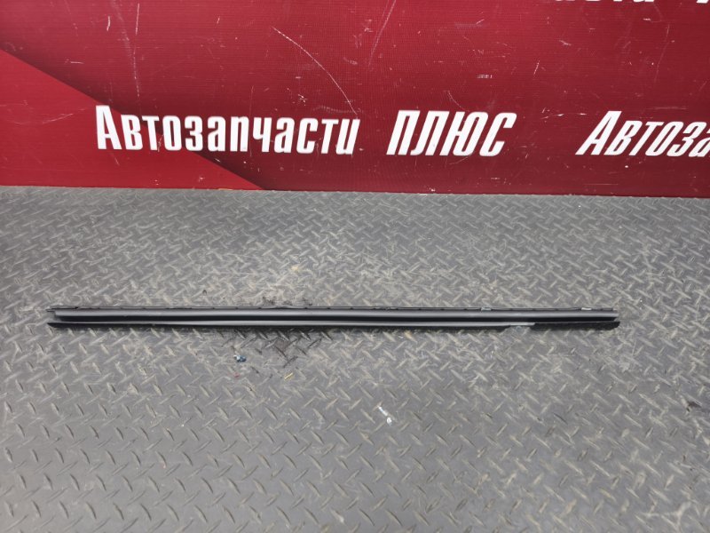 Уплотнитель стекла двери внутренний