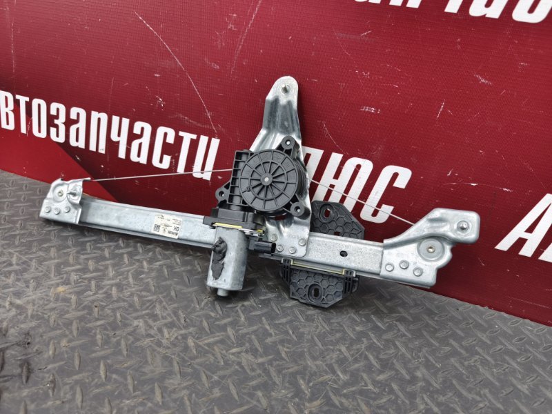 Стеклоподъемник    двери