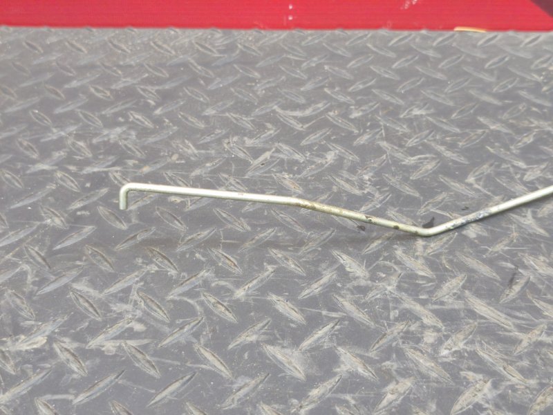 Тяга замка двери