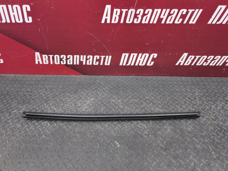 Уплотнитель стекла двери внутренний