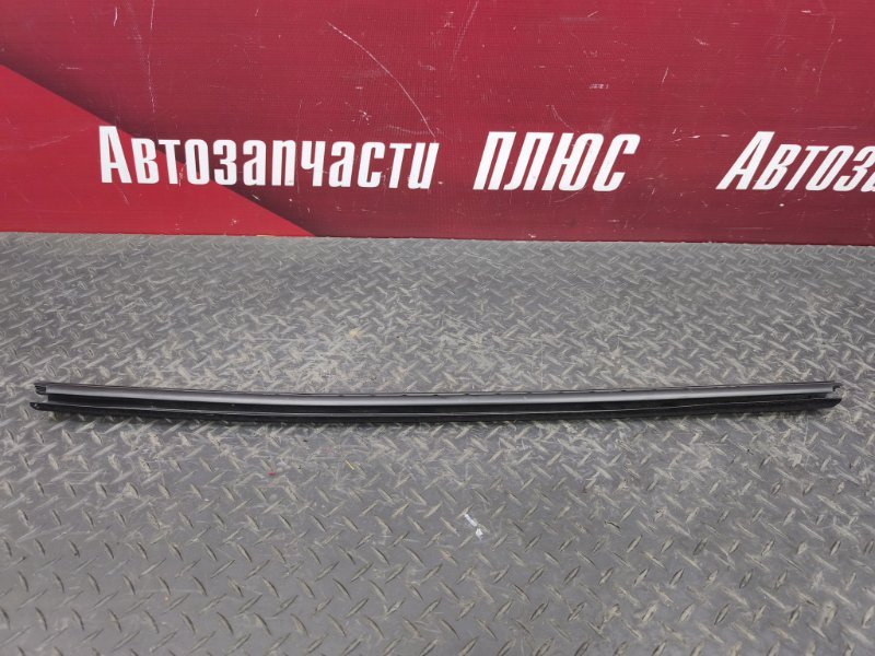 Уплотнитель стекла двери внутренний