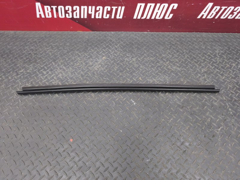 Уплотнитель стекла двери внутренний