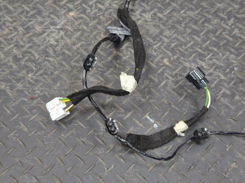 Проводка двери