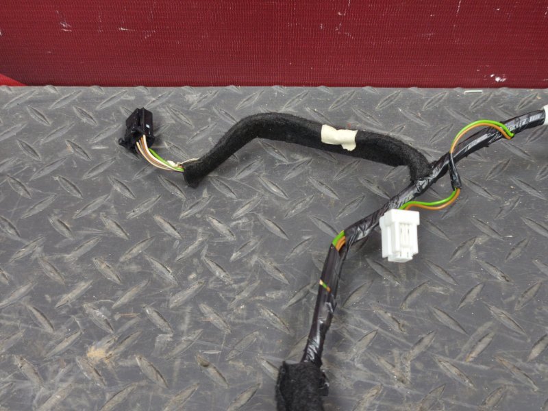 Проводка двери