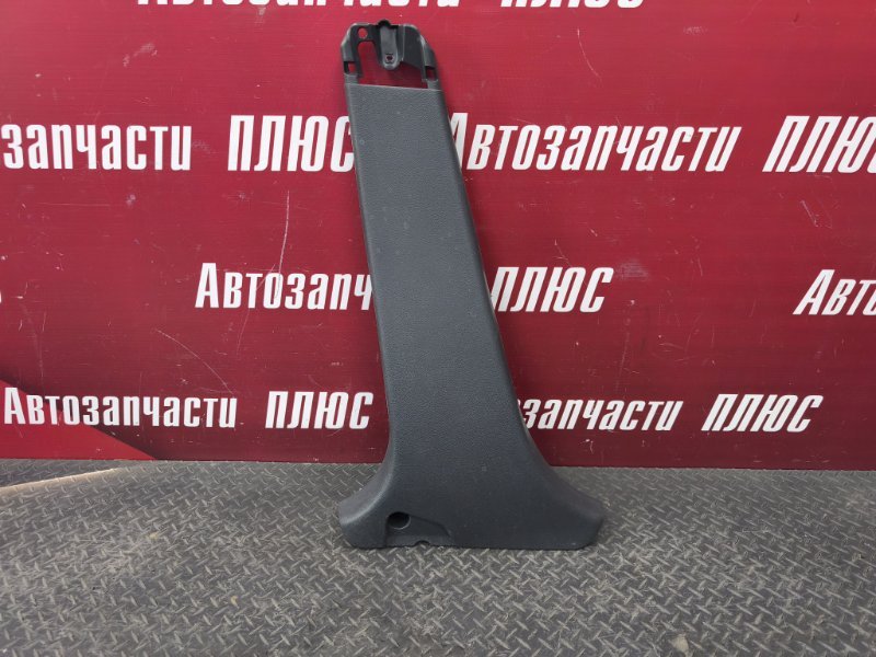 Обшивка средней стойки