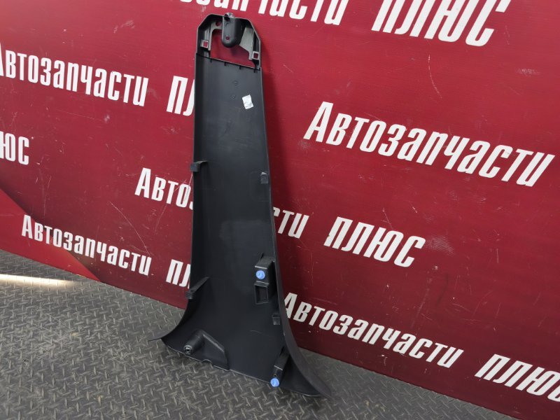 Обшивка средней стойки