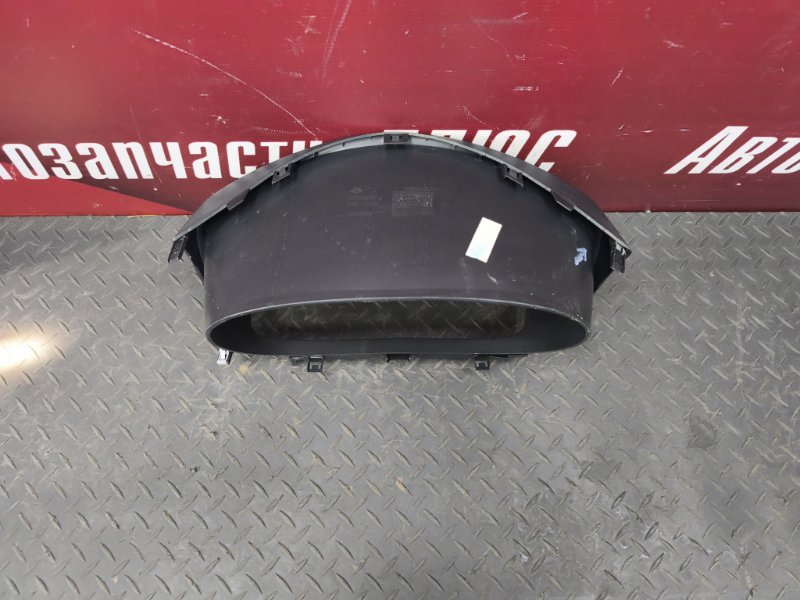 Козырек щитка приборов