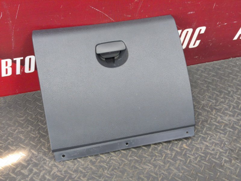 Крышка бардачка