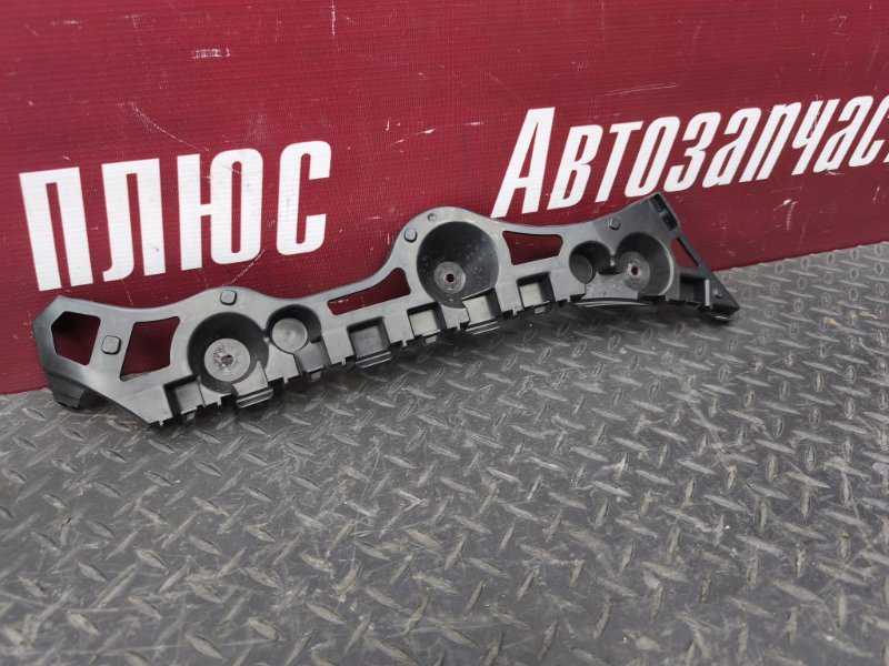 Кронштейн бампера