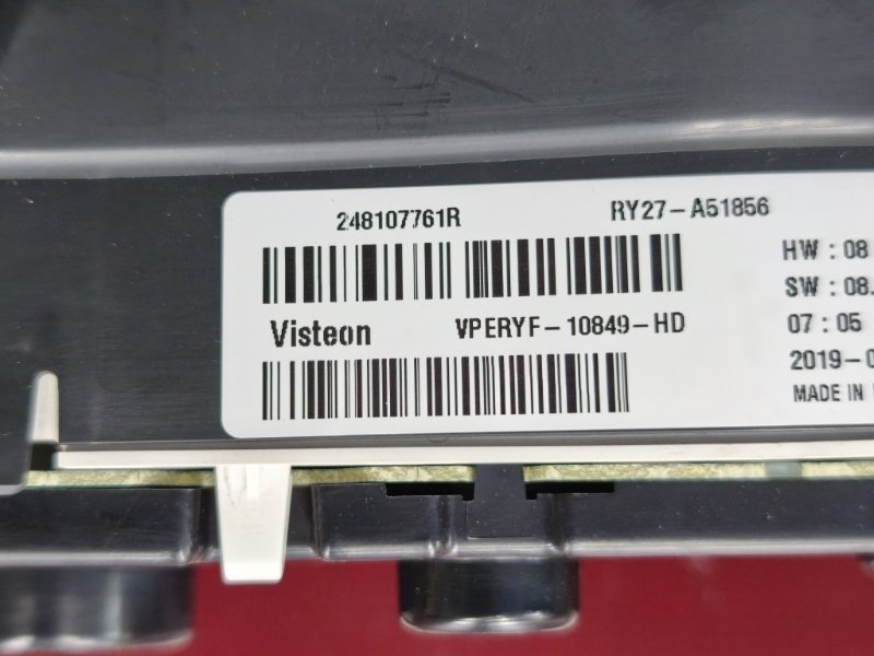 Щиток приборов