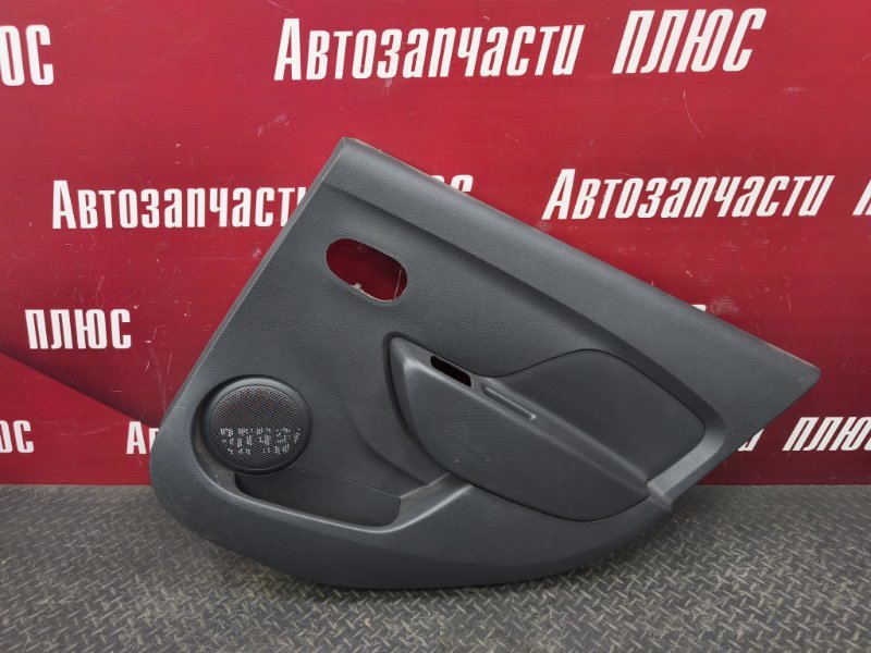 Обшивка боковой двери