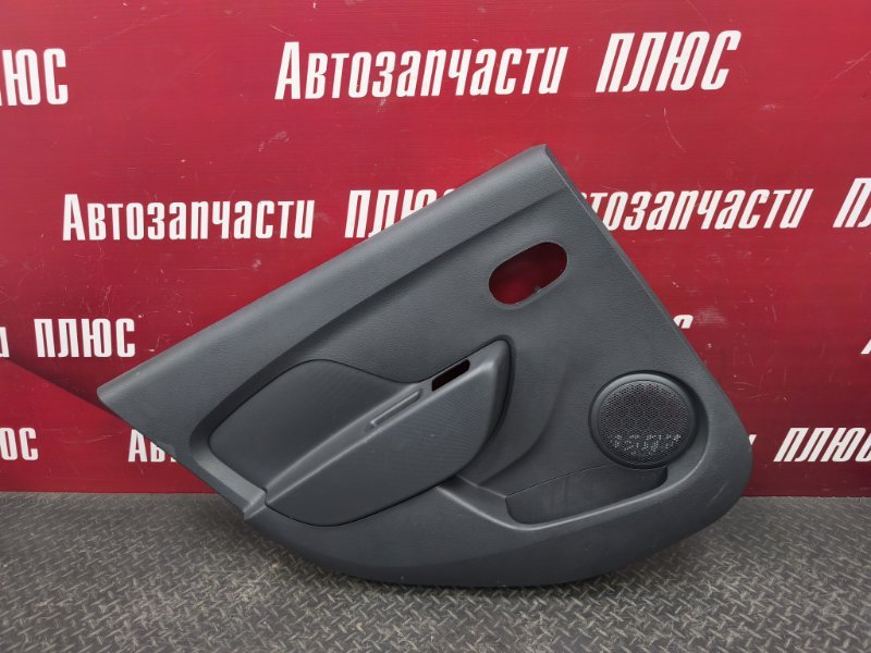 Обшивка боковой двери