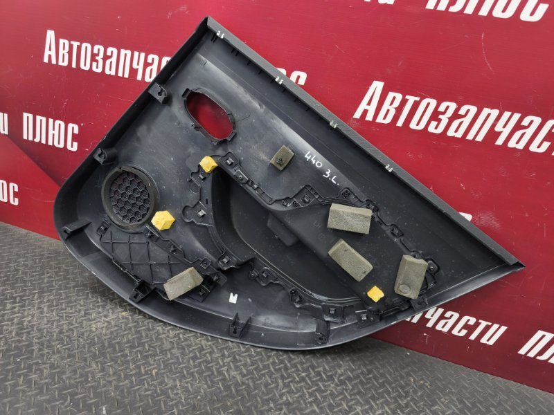 Обшивка боковой двери