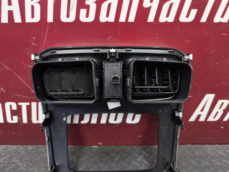 Рамка магнитолы