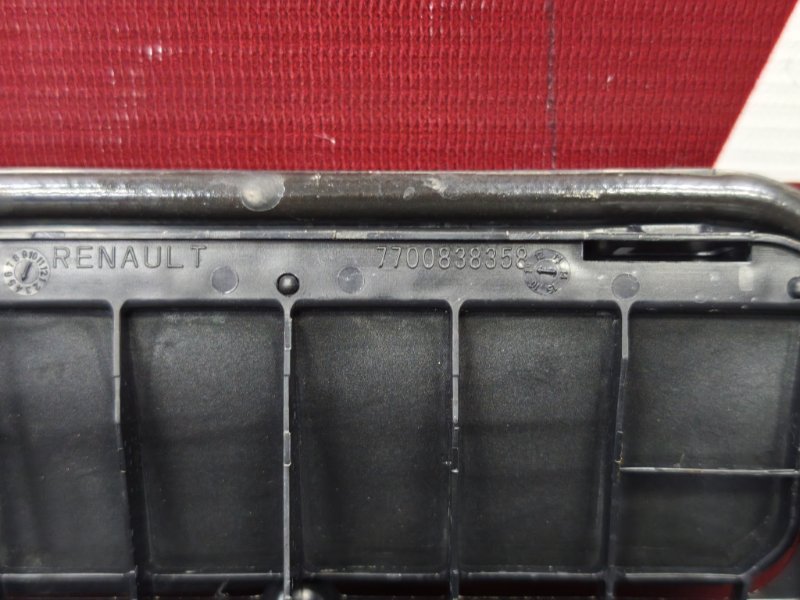 Дефлектор воздушный