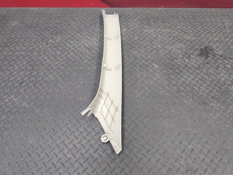 Обшивка стойки