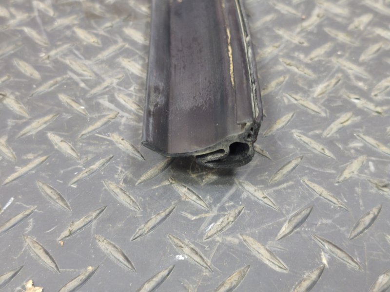 Уплотнительная резинка крыши