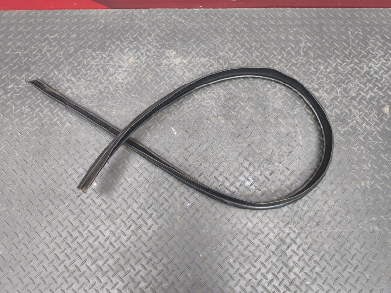 Уплотнительная резинка крыши