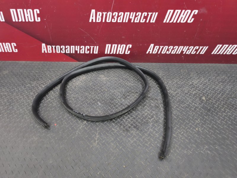 Уплотнитель двери