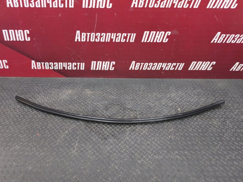 Уплотнитель двери