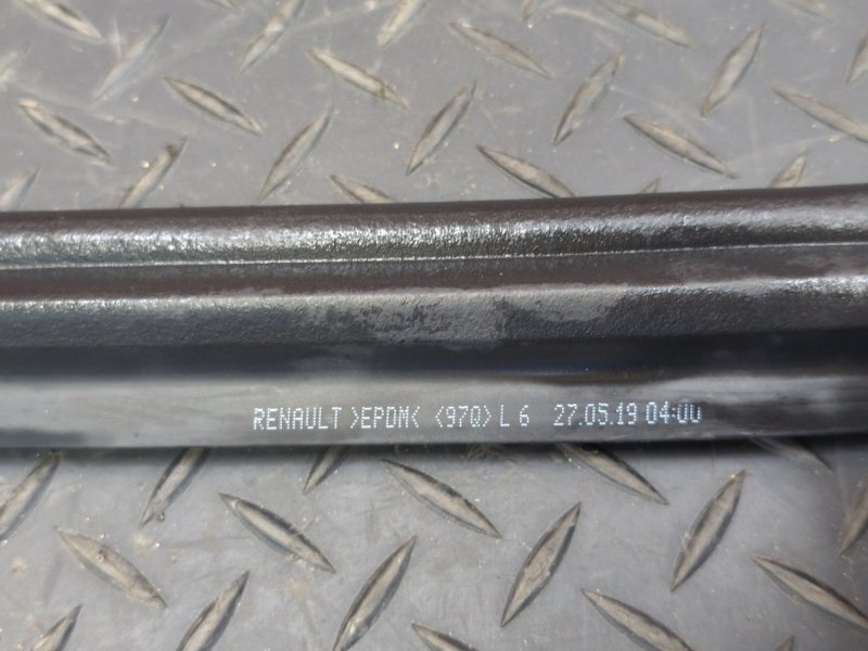 Уплотнитель жабо