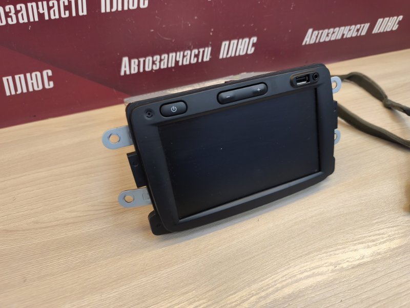 Магнитола штатная