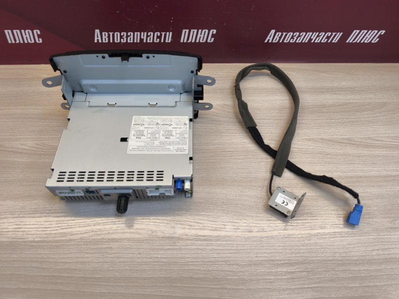 Магнитола штатная