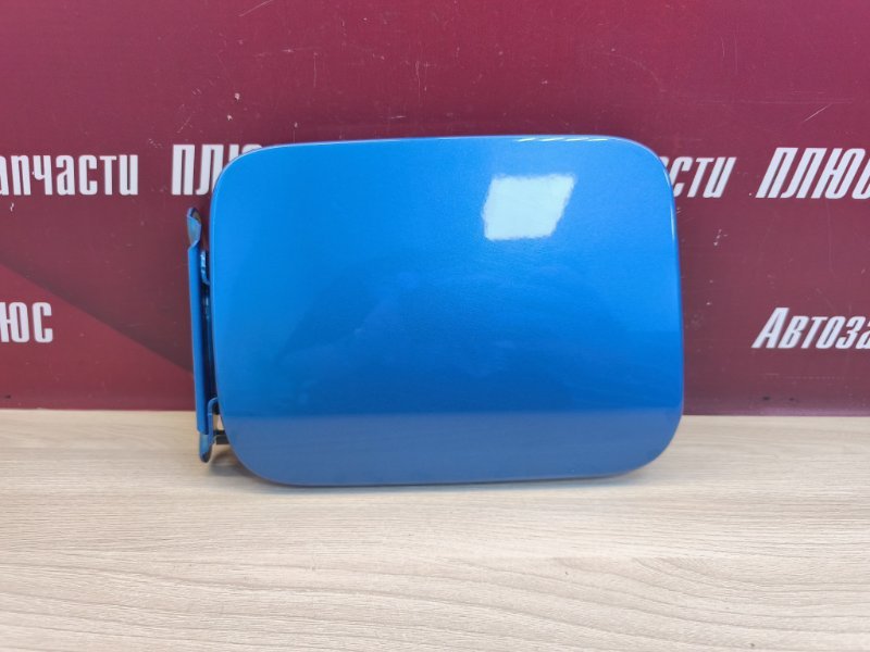 Лючок бензобака