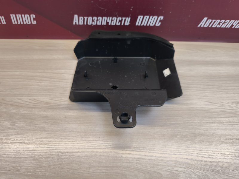 Кронштейн бампера