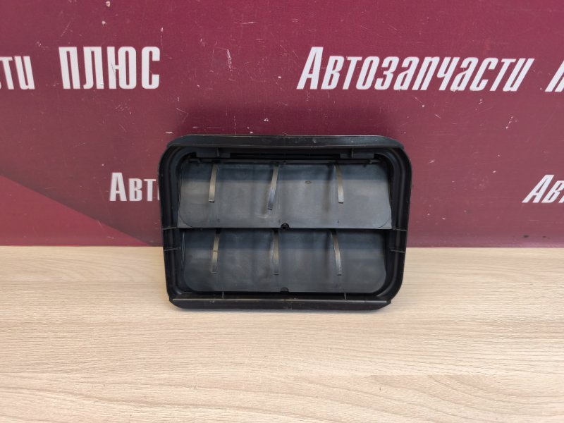 Дефлектор воздушный