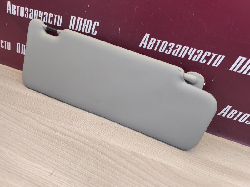 Козырек солнцезащитный