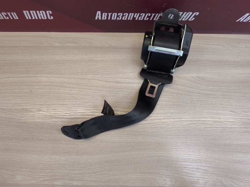 Ремень безопасности