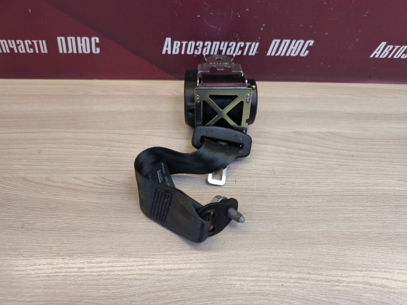 Ремень безопасности