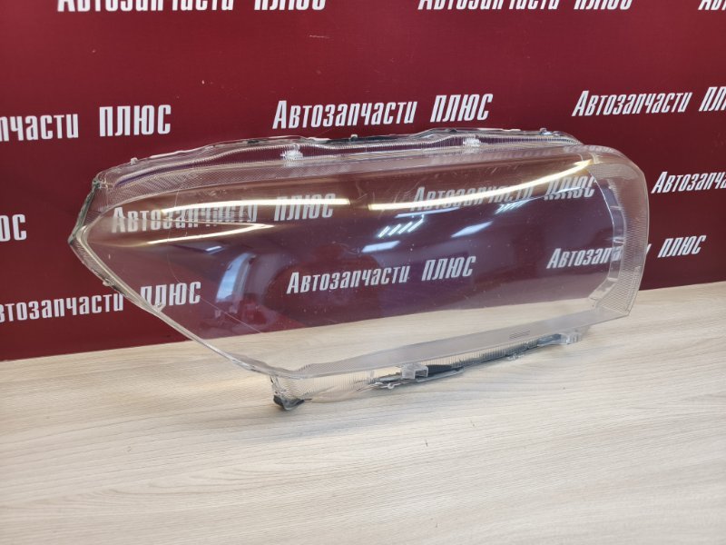 Стекло фары