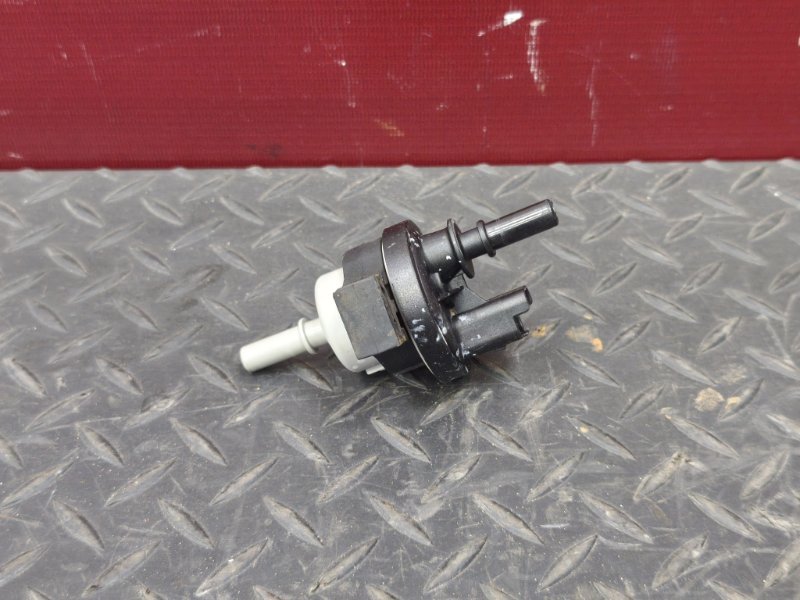 Клапан электромагнитный