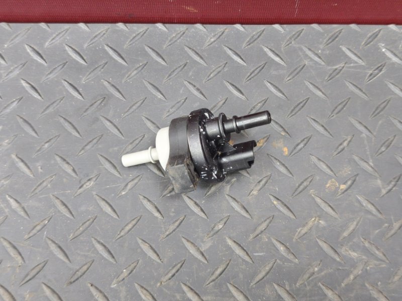 Клапан электромагнитный