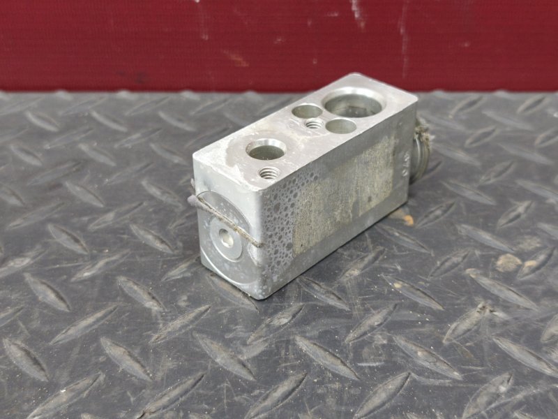 Клапан кондиционера