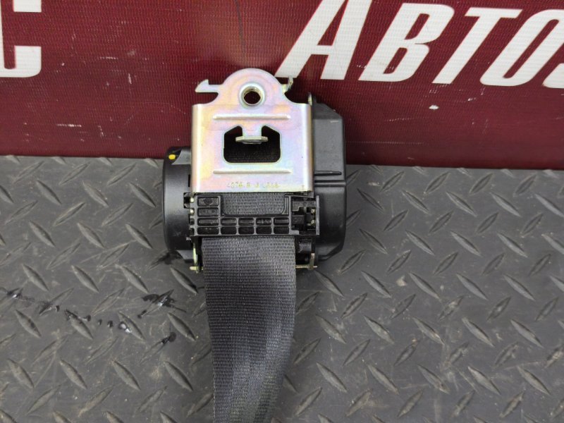 Ремень безопасности