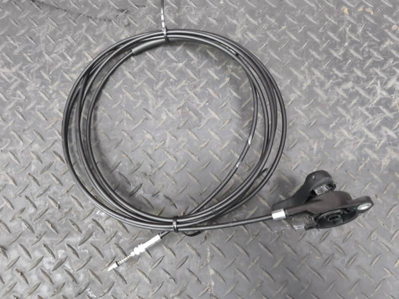 Трос замка капота