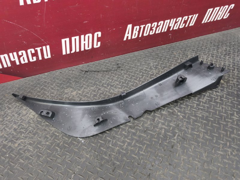 Обшивка стойки